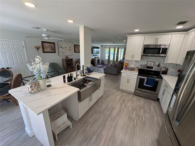 13476 ROMFORD AVENUE, Port Charlotte, FL 33981