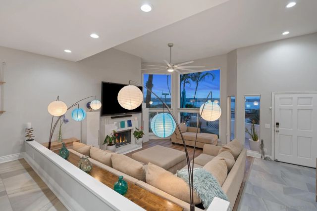 3822 Sequoia St, San Diego, CA 92109