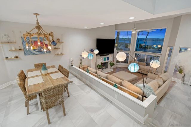 3822 Sequoia St, San Diego, CA 92109