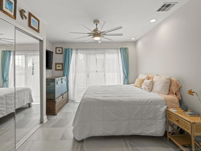 3822 Sequoia St, San Diego, CA 92109