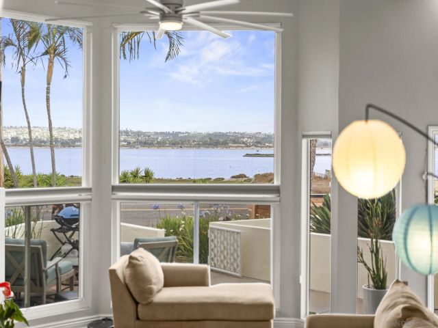 3822 Sequoia St, San Diego, CA 92109