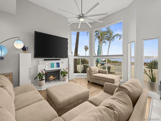 3822 Sequoia St, San Diego, CA 92109