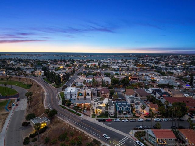 3822 Sequoia St, San Diego, CA 92109