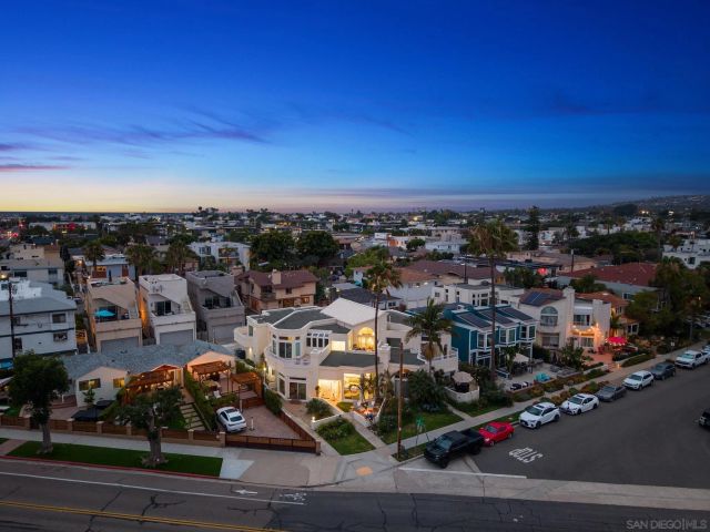 3822 Sequoia St, San Diego, CA 92109