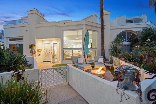 3822 Sequoia St, San Diego, CA 92109