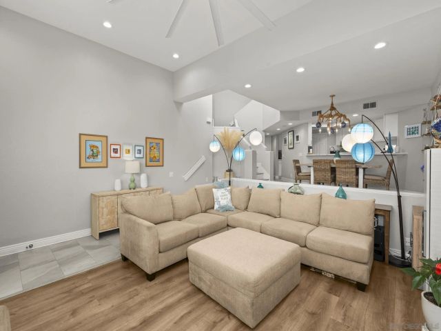 3822 Sequoia St, San Diego, CA 92109