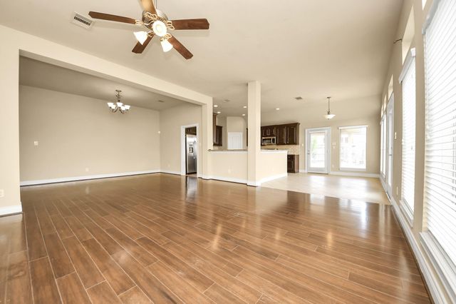 5315 Troutline Lane, Rosenberg, TX 77471