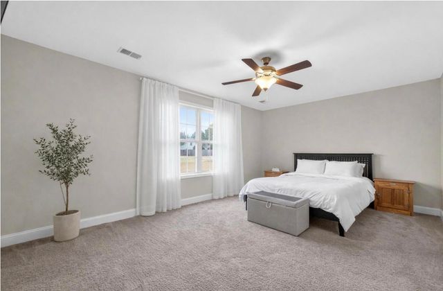 116 Elmwood Avenue, Pinewood, SC 29125