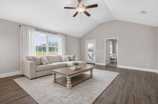 116 Elmwood Avenue, Pinewood, SC 29125