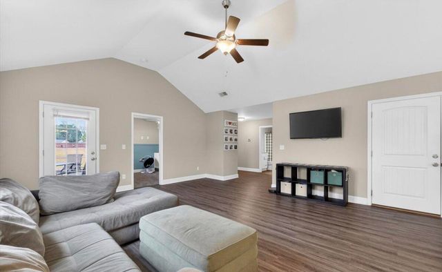 116 Elmwood Avenue, Pinewood, SC 29125