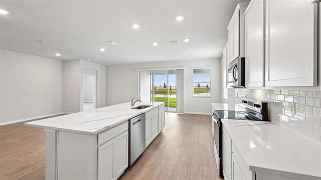 18112 TAVERNSIDE TRAIL, Lakewood Ranch, FL 34211