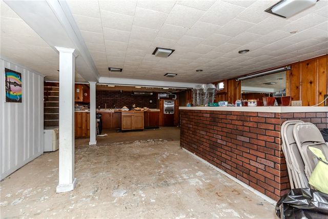 80 Russe Street, Cranston, RI 02910