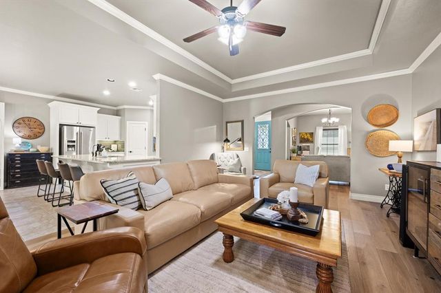 14220 Red Oak Drive, Edmond, OK 73034