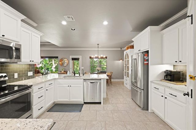 14220 Red Oak Drive, Edmond, OK 73034
