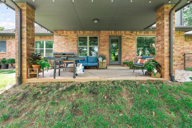 14220 Red Oak Drive, Edmond, OK 73034