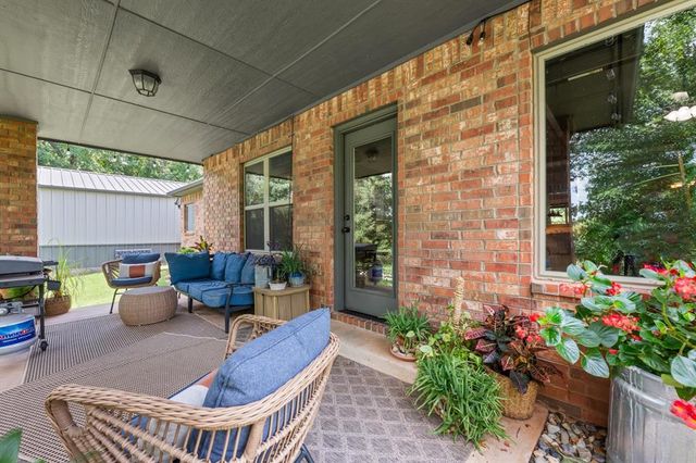 14220 Red Oak Drive, Edmond, OK 73034
