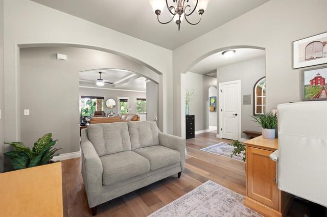 14220 Red Oak Drive, Edmond, OK 73034