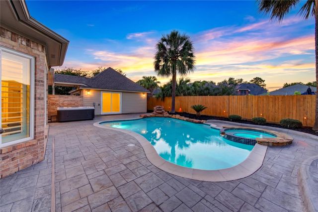 12806 Rock Falls Way, Houston, TX 77041