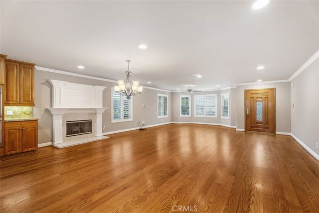 18452 Carnaby, Huntington Beach, CA 92648