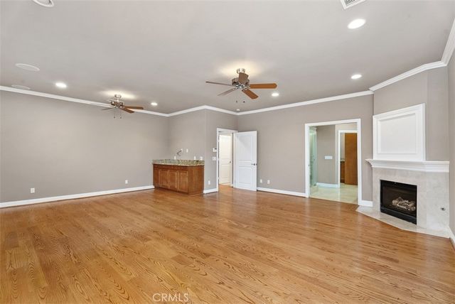 18452 Carnaby, Huntington Beach, CA 92648