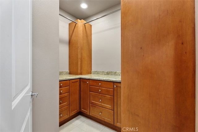 18452 Carnaby, Huntington Beach, CA 92648