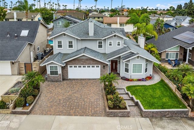 18452 Carnaby, Huntington Beach, CA 92648