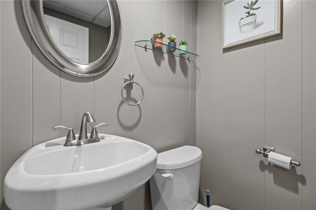 619 Smithfield Road, North Providence, RI 02904