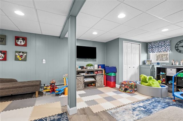 619 Smithfield Road, North Providence, RI 02904