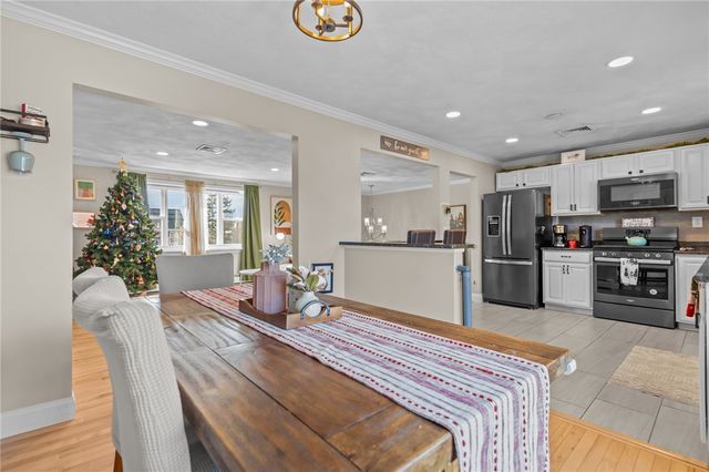 619 Smithfield Road, North Providence, RI 02904