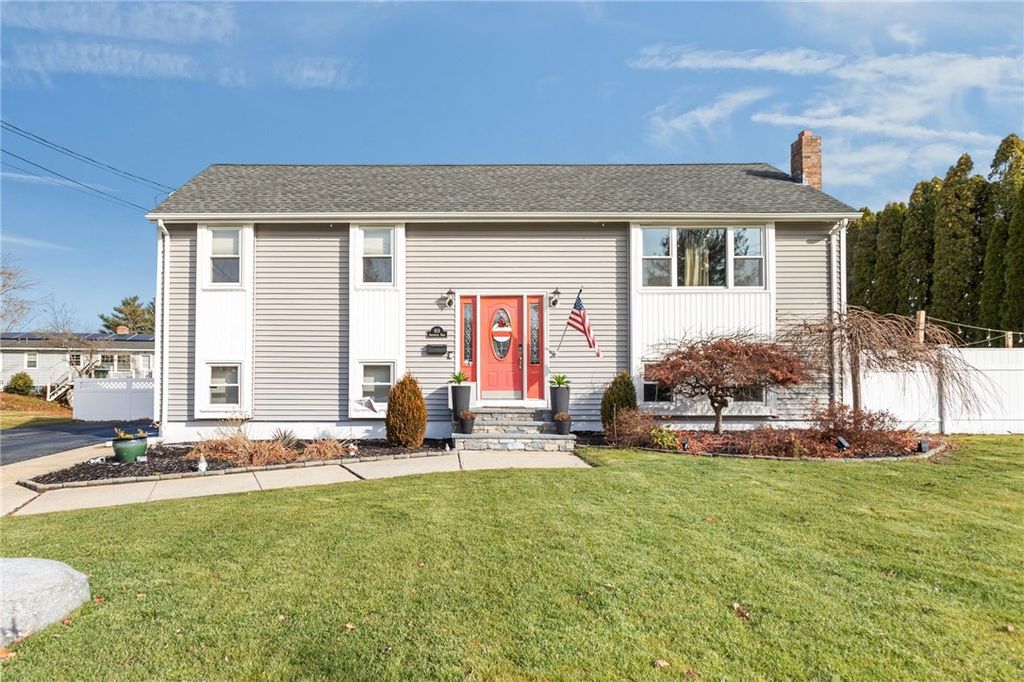 619 Smithfield Road, North Providence, RI 02904