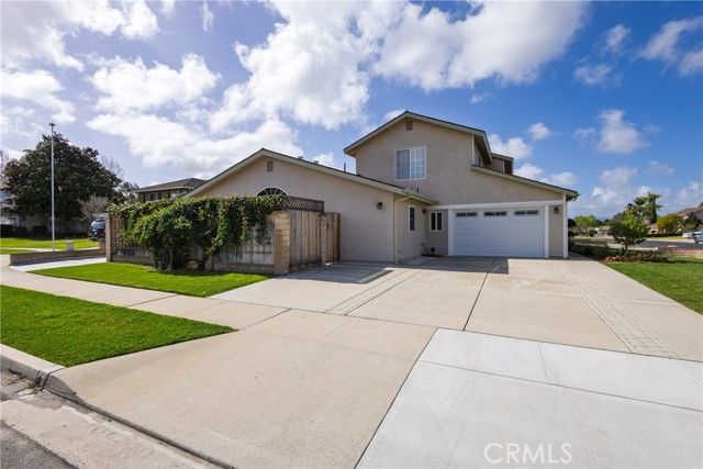390 Meadowbrook, Santa Maria, CA 93455
