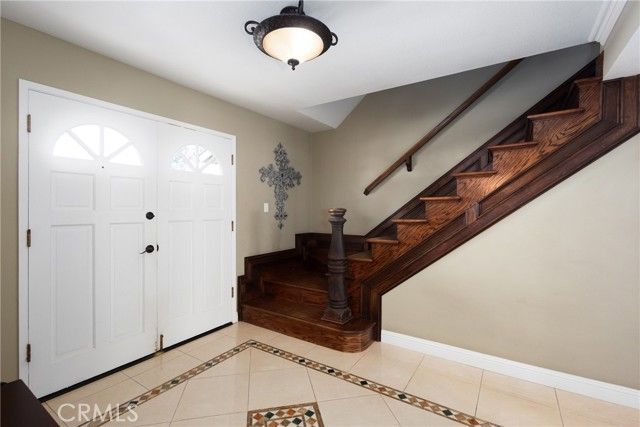 390 Meadowbrook, Santa Maria, CA 93455