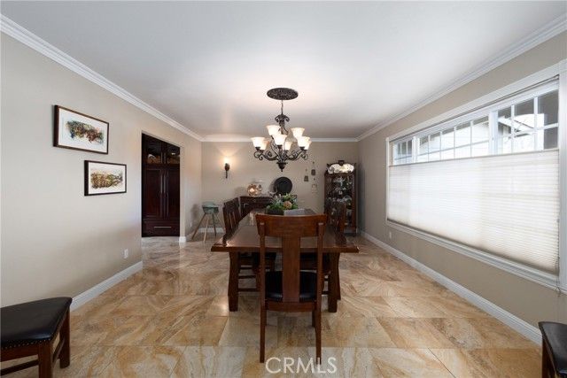 390 Meadowbrook, Santa Maria, CA 93455