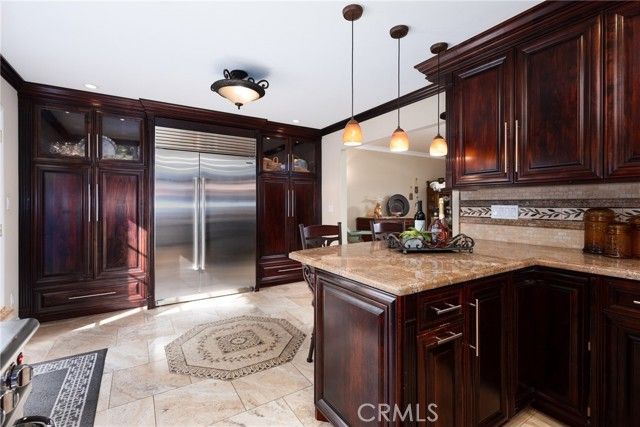 390 Meadowbrook, Santa Maria, CA 93455