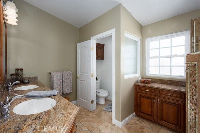 390 Meadowbrook, Santa Maria, CA 93455