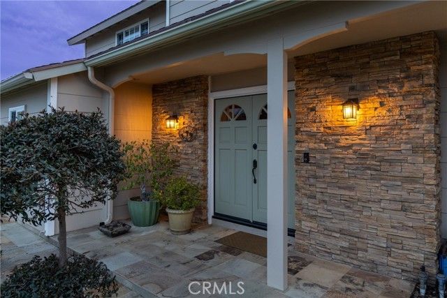 390 Meadowbrook, Santa Maria, CA 93455