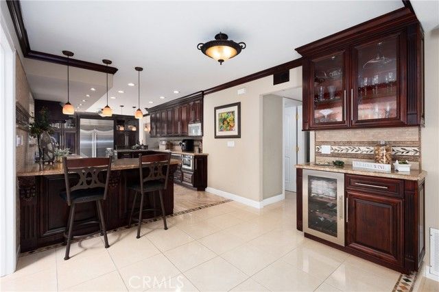 390 Meadowbrook, Santa Maria, CA 93455