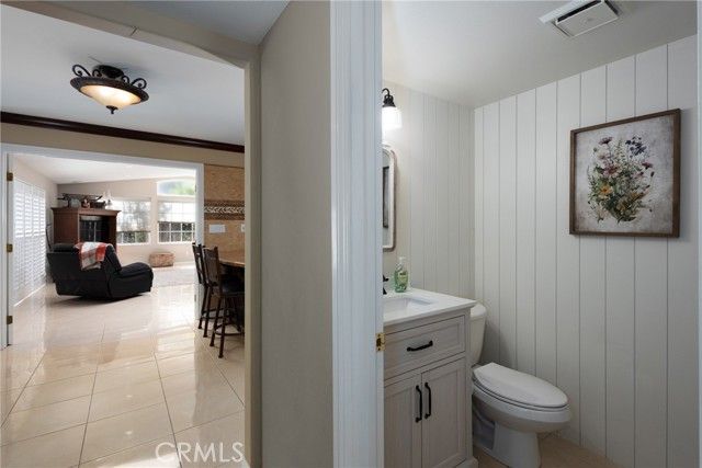 390 Meadowbrook, Santa Maria, CA 93455