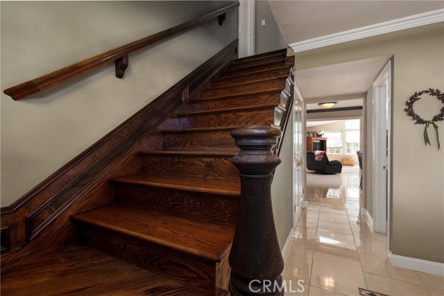 390 Meadowbrook, Santa Maria, CA 93455