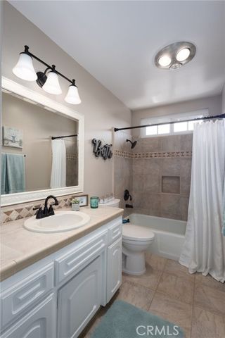 390 Meadowbrook, Santa Maria, CA 93455