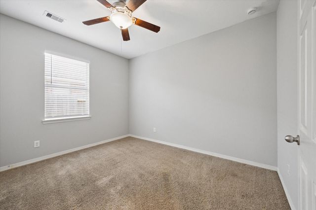 3105 W Trail Drive, Pearland, TX 77584