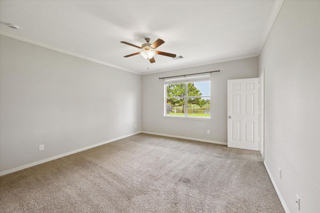 3105 W Trail Drive, Pearland, TX 77584