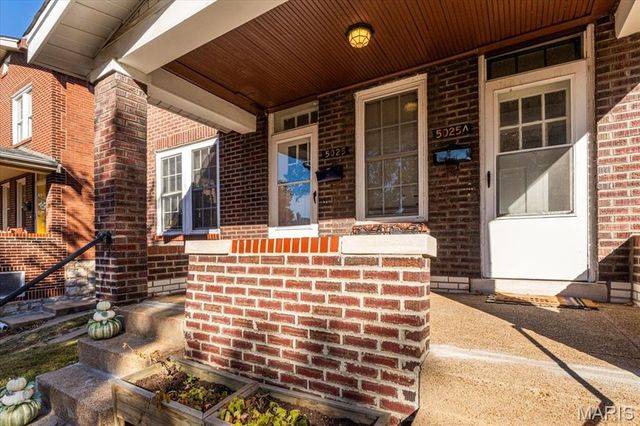 5025 Bancroft Avenue, St Louis, MO 63109