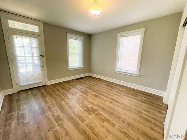 5025 Bancroft Avenue, St Louis, MO 63109