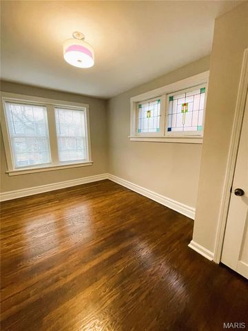 5025 Bancroft Avenue, St Louis, MO 63109