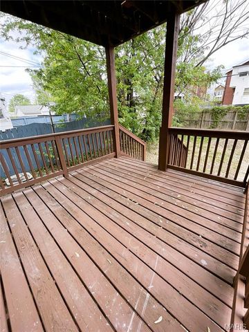 5025 Bancroft Avenue, St Louis, MO 63109