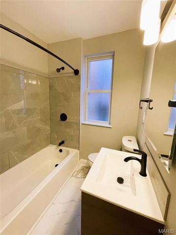 5025 Bancroft Avenue, St Louis, MO 63109