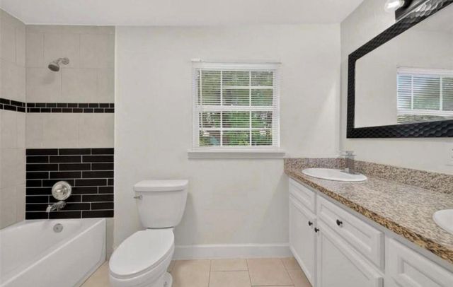 7023 Crestmont Street, Houston, TX 77033