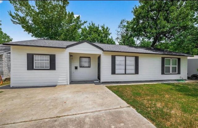 7023 Crestmont Street, Houston, TX 77033