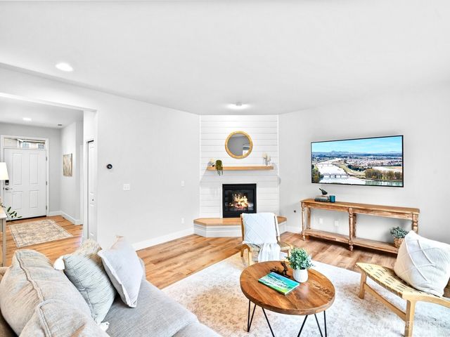 27928 NE 148th Place, Duvall, WA 98019